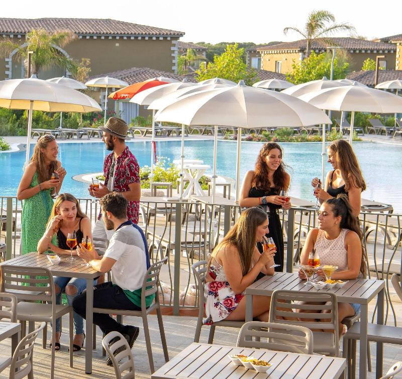 Is Serenas Badesi Resort - Restoran