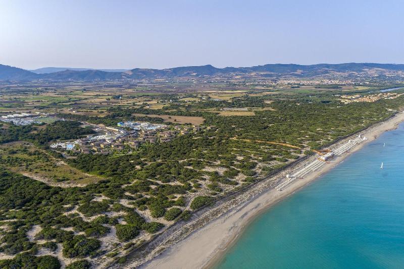 Is Serenas Badesi Resort - Restoran