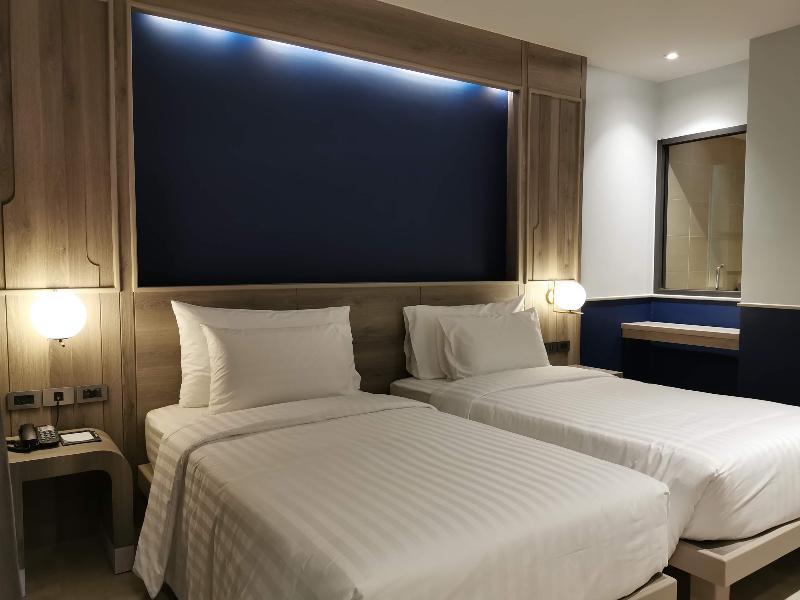 Seabed Grand Hotel Phuket - Oda