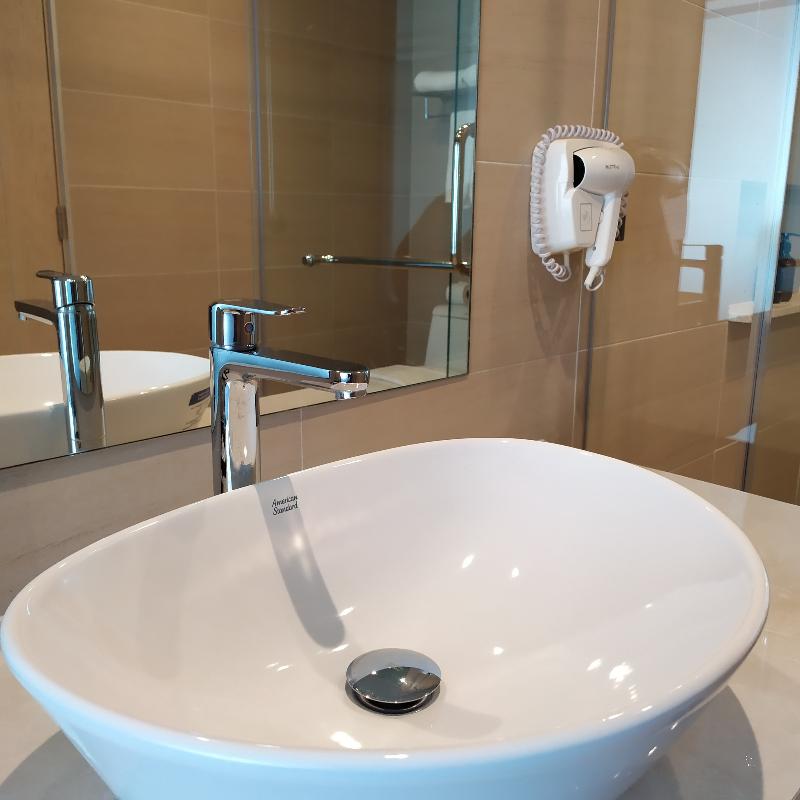 Seabed Grand Hotel Phuket - Oda