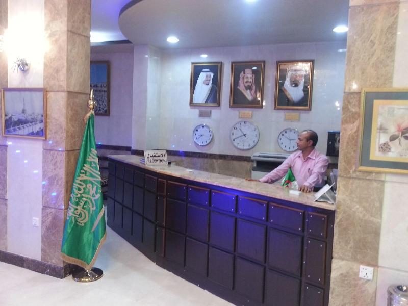 Al Tawfiq Plaza Hotel - Lobi