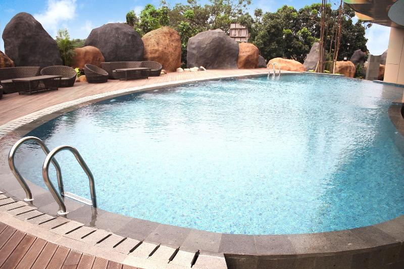 Grand Soll Marina Hotel Jatake - Havuz