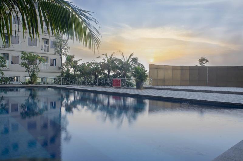 Titanium Express Homtel - Oda