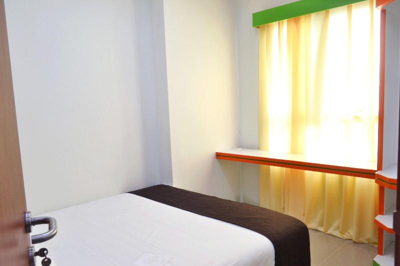 Titanium Express Homtel - Oda