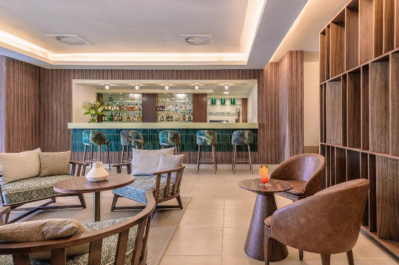 NAU Sao Rafael Suites - Bar