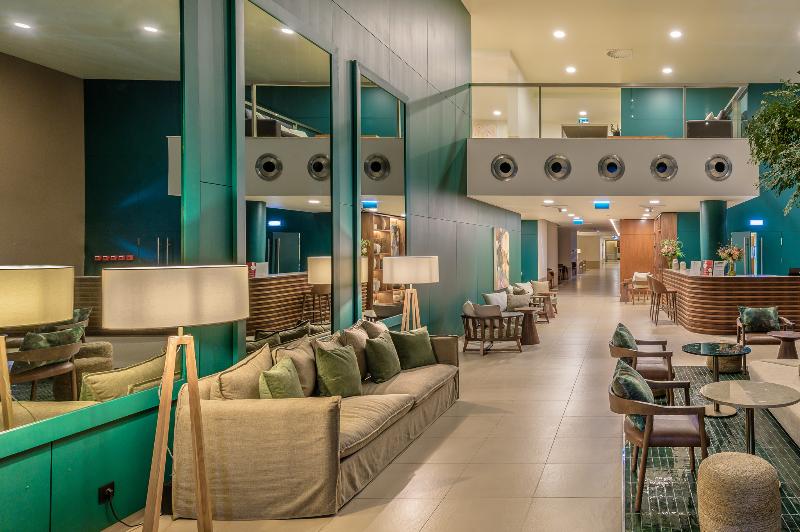 NAU Sao Rafael Suites - Lobi