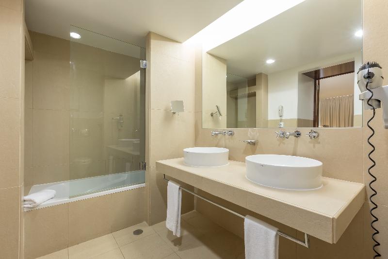 NAU Sao Rafael Suites - Oda