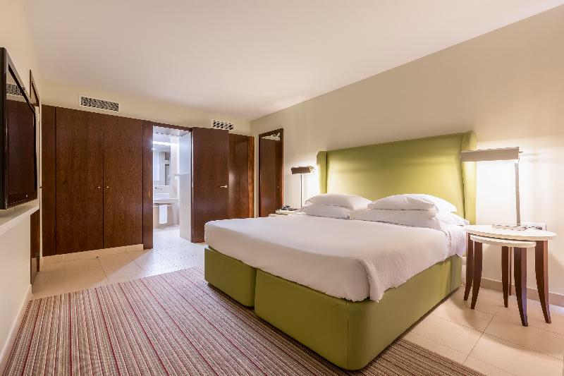 NAU Sao Rafael Suites - Oda