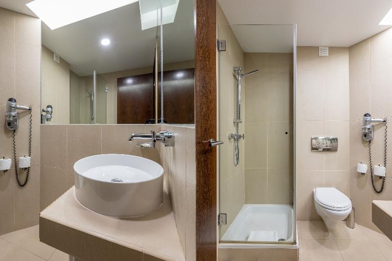 NAU Sao Rafael Suites - Oda