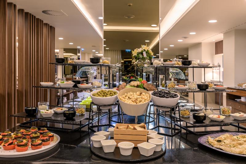NAU Sao Rafael Suites - Restoran