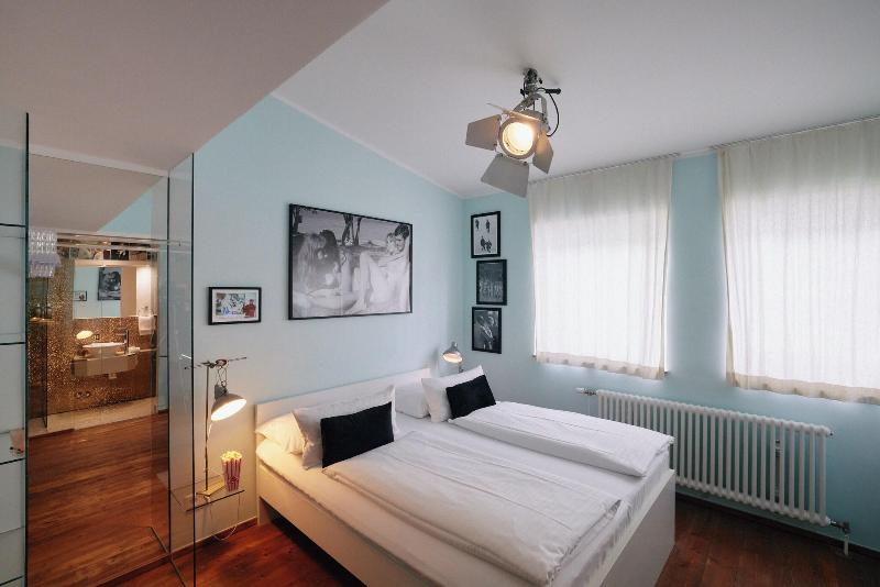 18Arts Hotel - Oda