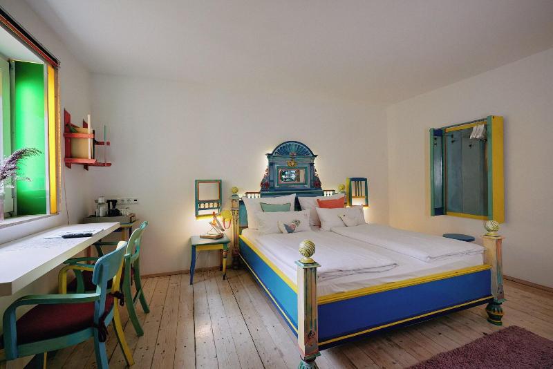 18Arts Hotel - Oda