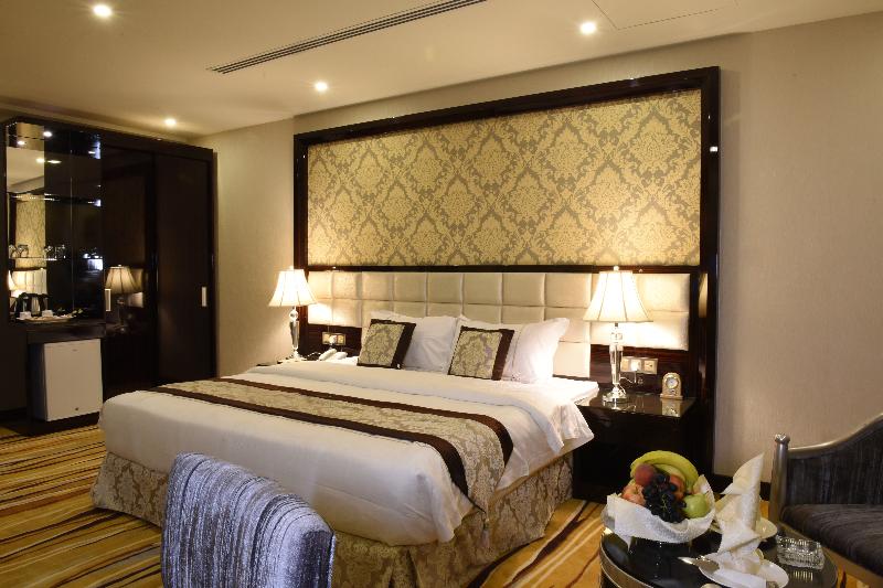 Garden Plaza Hotel - Oda