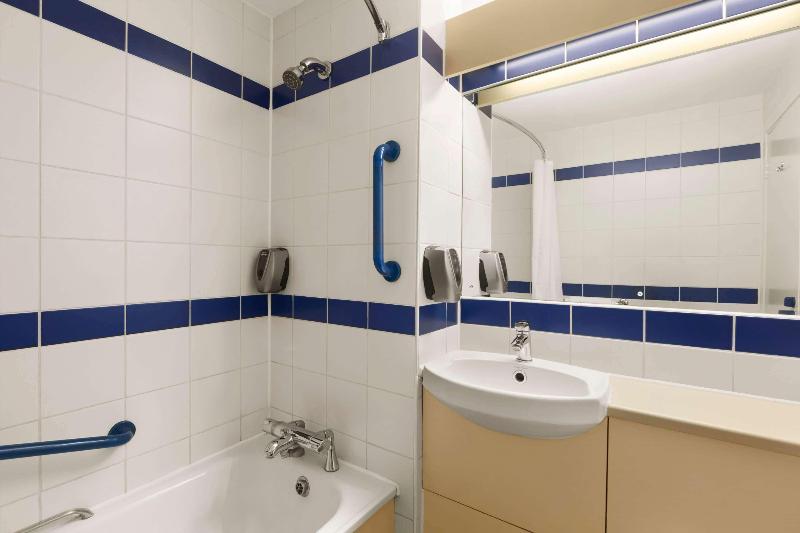 Days Inn By Wyndham Sutton Scotney South - Oda