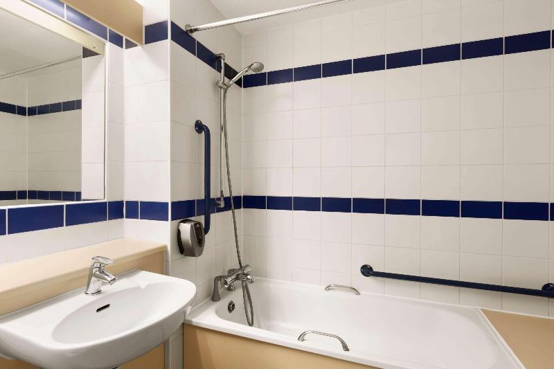Days Inn By Wyndham Sutton Scotney South - Oda