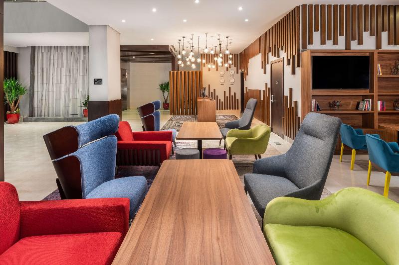 Park Inn By Radisson Jeddah Madinah Road - Lobi
