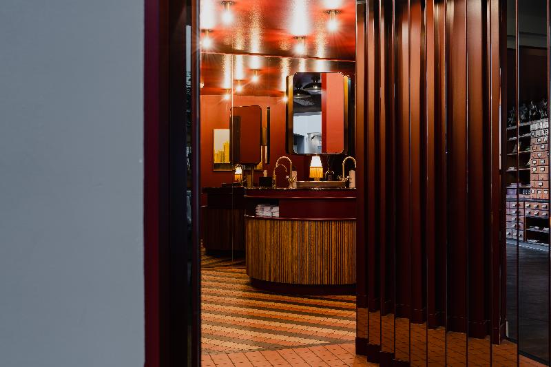 Hotel MAI Amsterdam - Genel