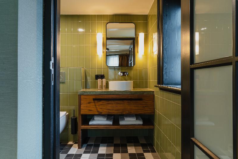Hotel MAI Amsterdam - Oda