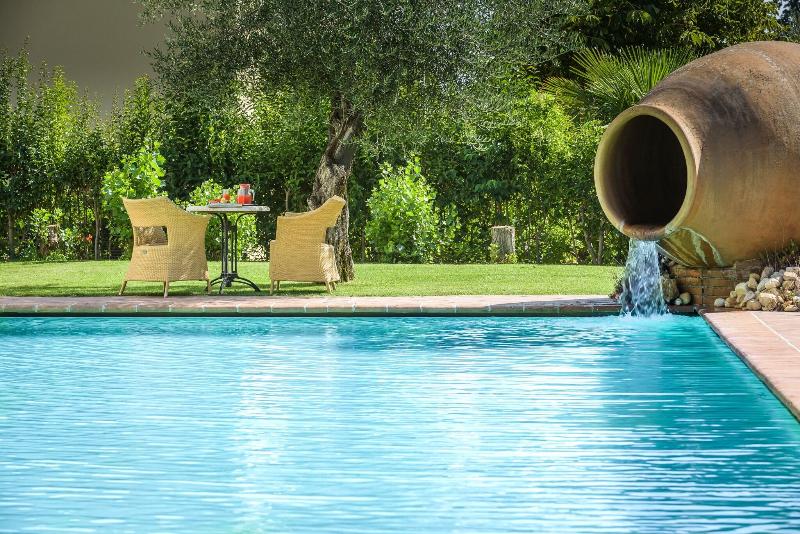 Residence San Gregorio - Havuz