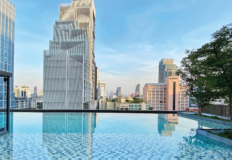 Oakwood Suites Bangkok - Havuz