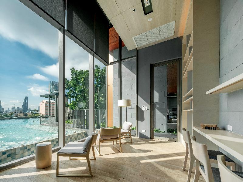 Oakwood Suites Bangkok - Teras