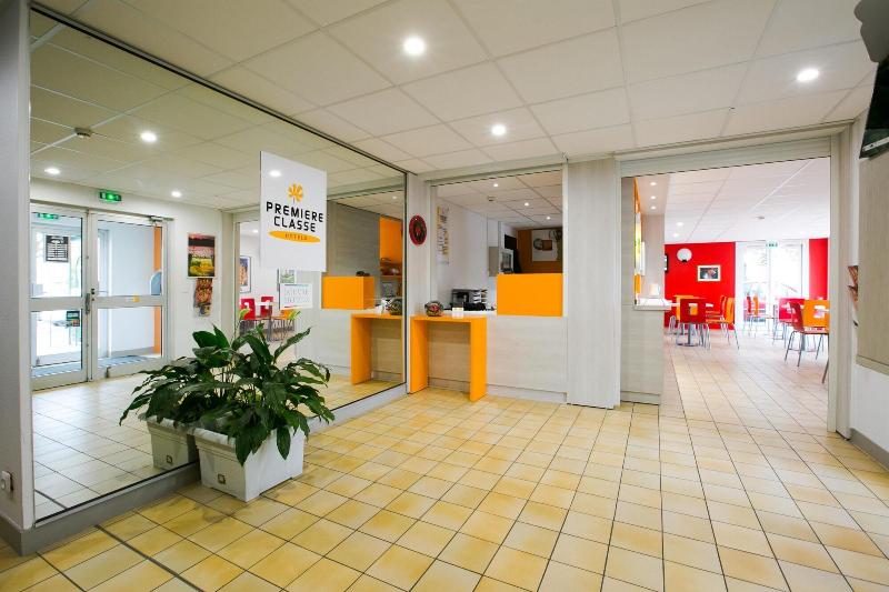 Premiere Classe Angers Sud Les Ponts De Ce - Genel
