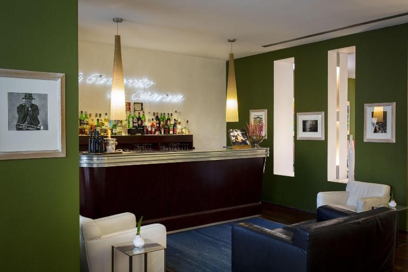 Colombia - Bar