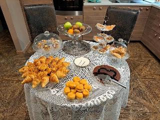 051B Room Breakfast fotoÄŸrafÄ±