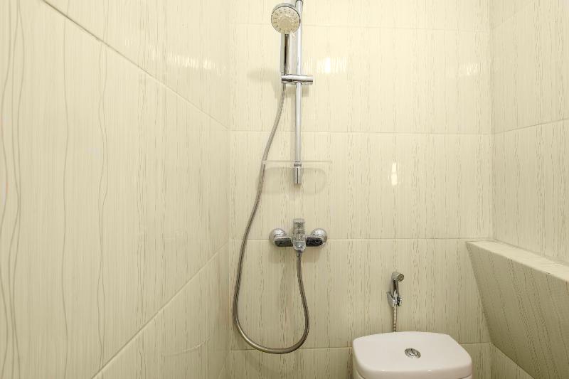 Super OYO 2405 The Karins Guesthouse Syariah - Oda