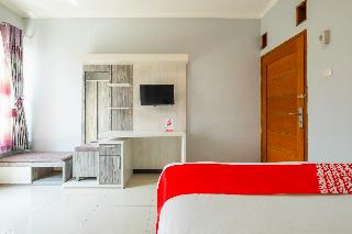 Super OYO 2405 The Karins Guesthouse Syariah fotoÄŸrafÄ±