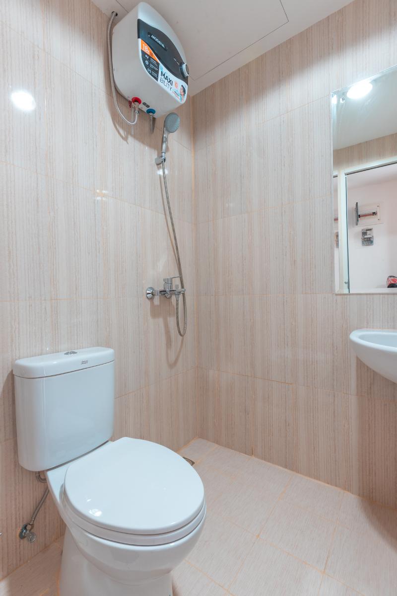 OYO 1948 Apartement Sentul Tower - Oda