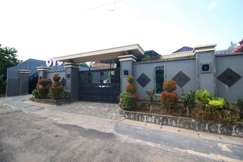 OYO 2286 Wisma Laut Tawar - Genel