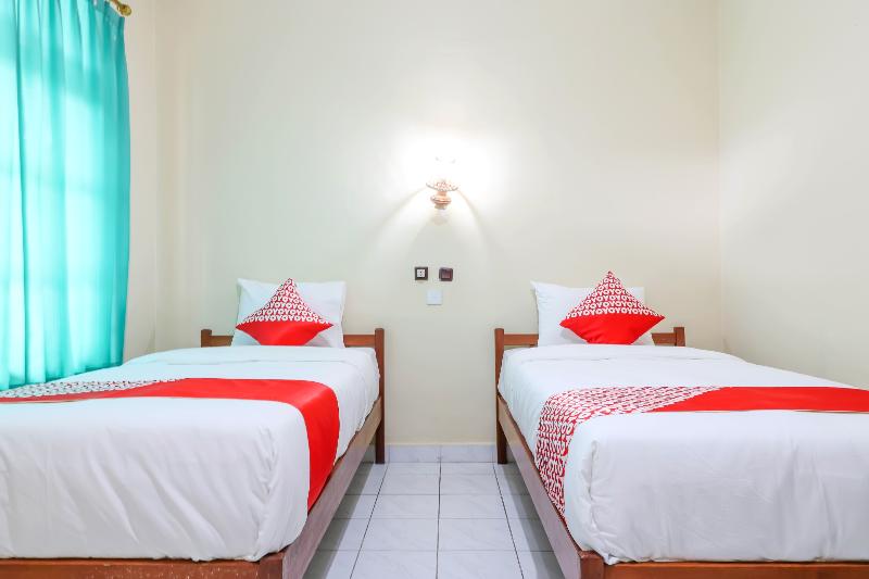 OYO 1654 Maha Bharata Kuta Inn - Oda