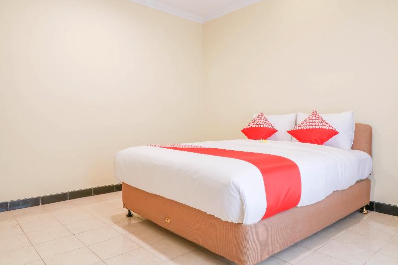 OYO 1654 Maha Bharata Kuta Inn - Oda