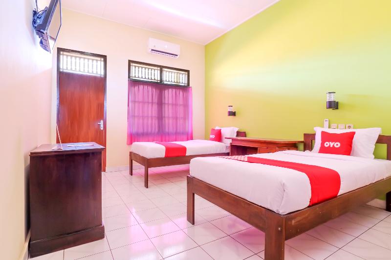 OYO 2184 Nan Berlian Inn - Oda