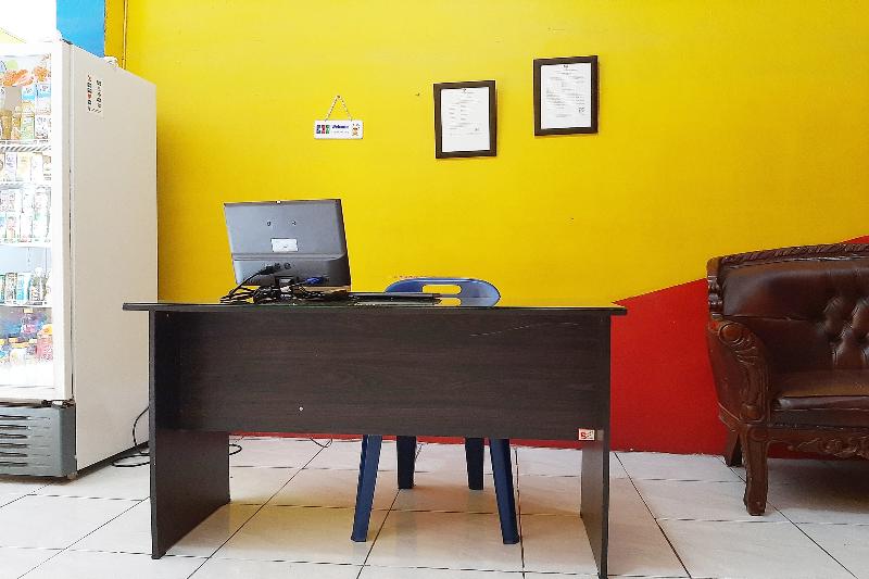 OYO 2229 Bunga Raya Residence - Lobi