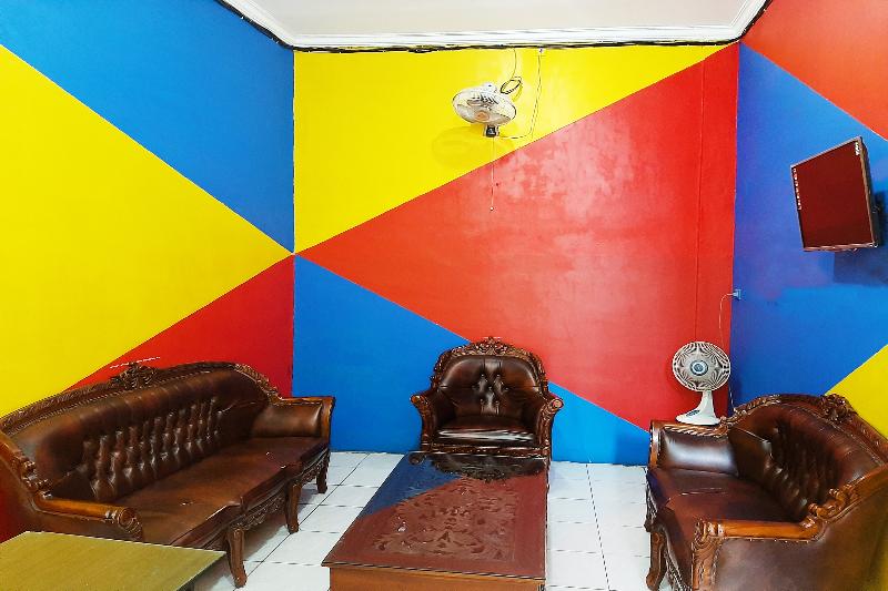 OYO 2229 Bunga Raya Residence - Lobi
