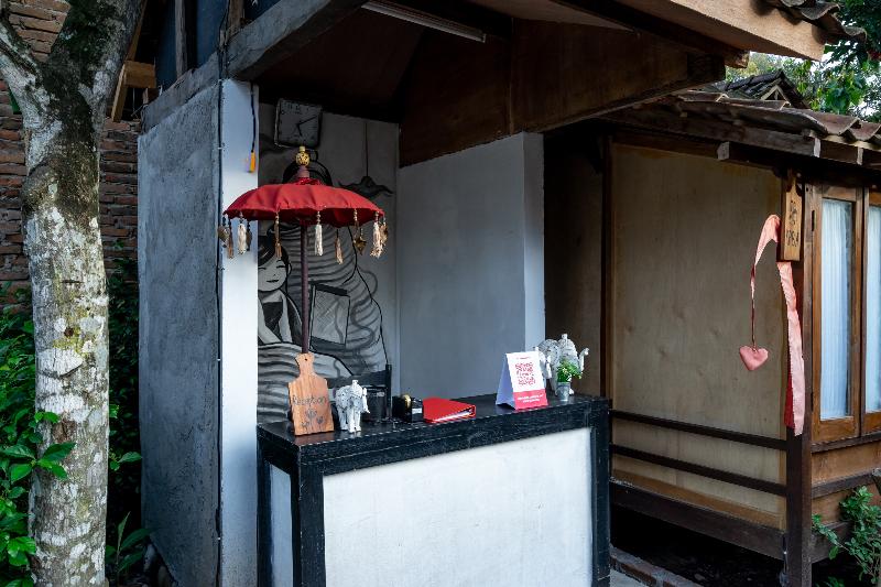 OYO 2393 Omahe Nawung - Lobi