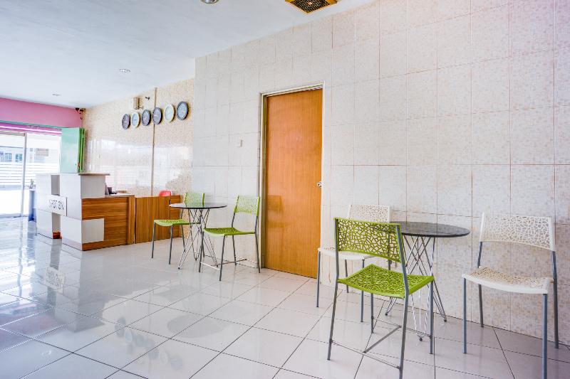 OYO 2214 Wisma Jampea - Lobi