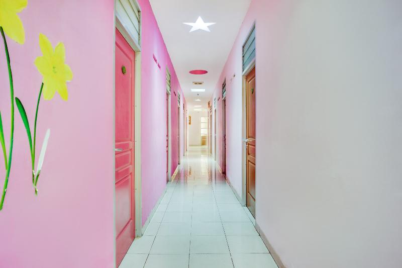 OYO 2214 Wisma Jampea - Lobi