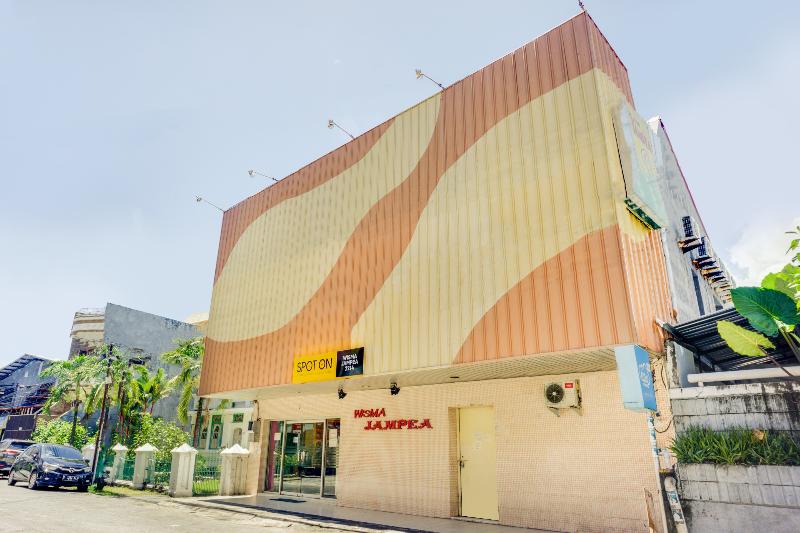 OYO 2214 Wisma Jampea - Genel