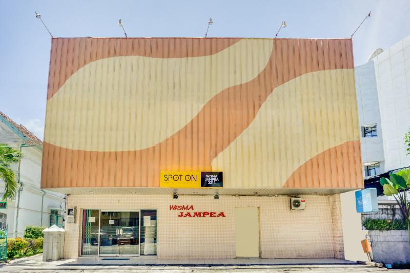 OYO 2214 Wisma Jampea - Genel