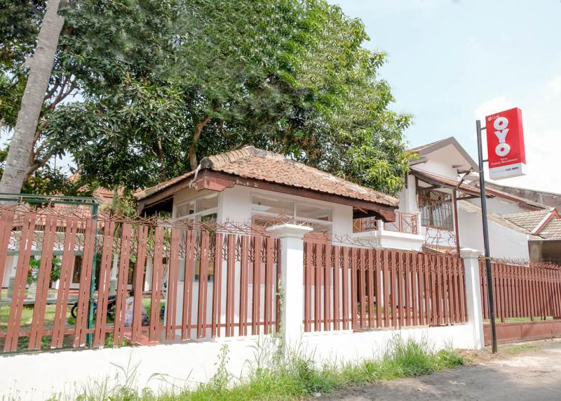 OYO 1376 Kina Family Residence Syariah - Genel