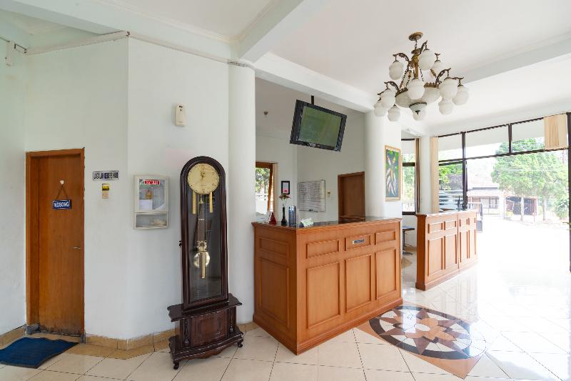 Sinergi Hotel Tretes - Lobi