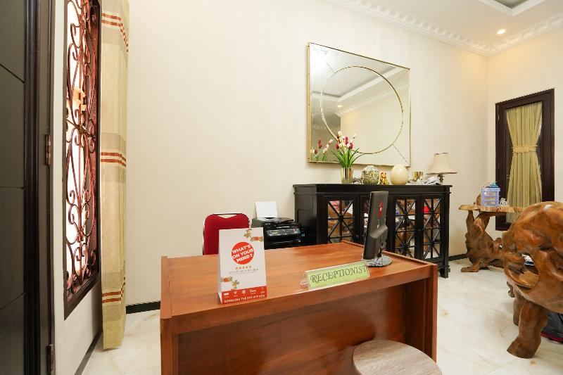 OYO 1743 Anie Residence - Lobi