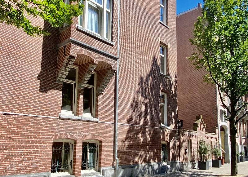 Hotel Van Gogh - Genel