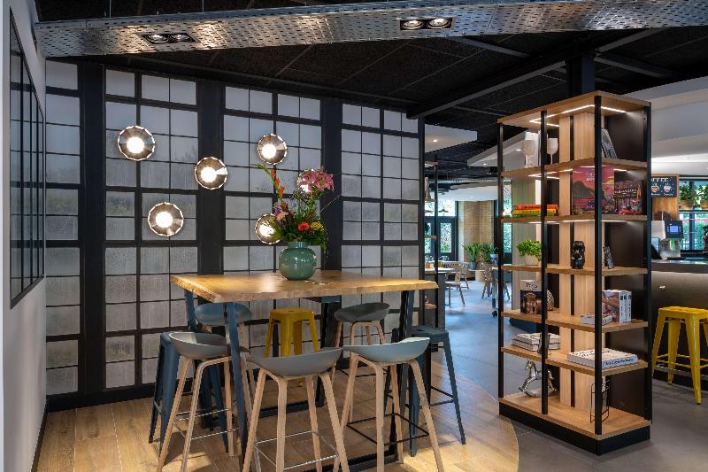 Campanile Amsterdam - Lobi