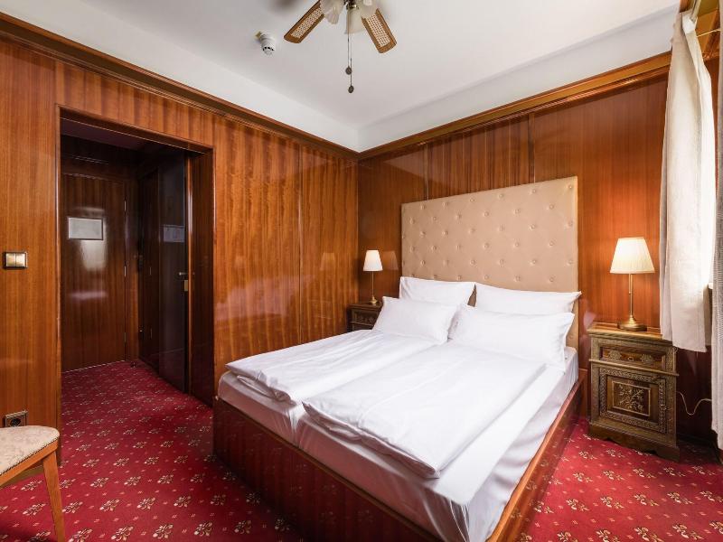 Hotel Du Train - Oda