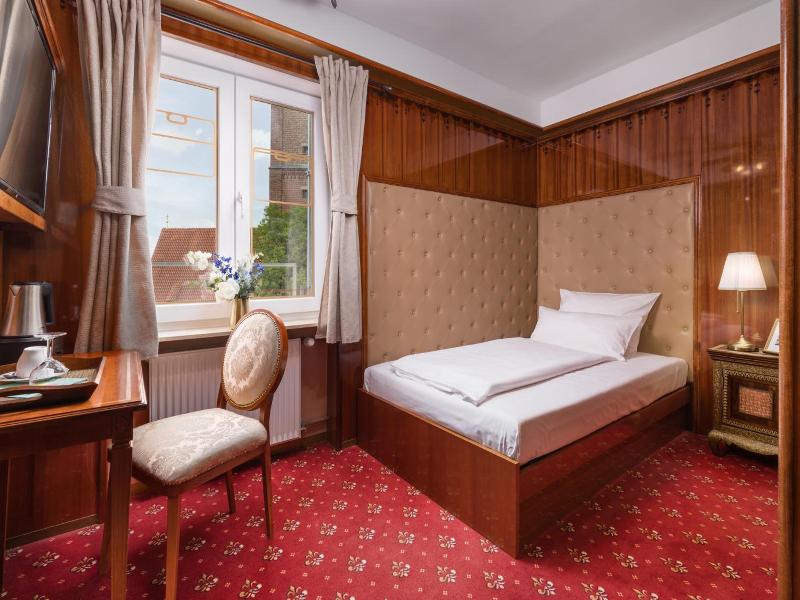 Hotel Du Train - Oda