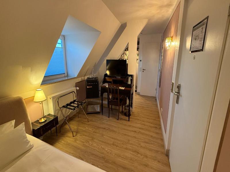 Hotel Du Train - Oda
